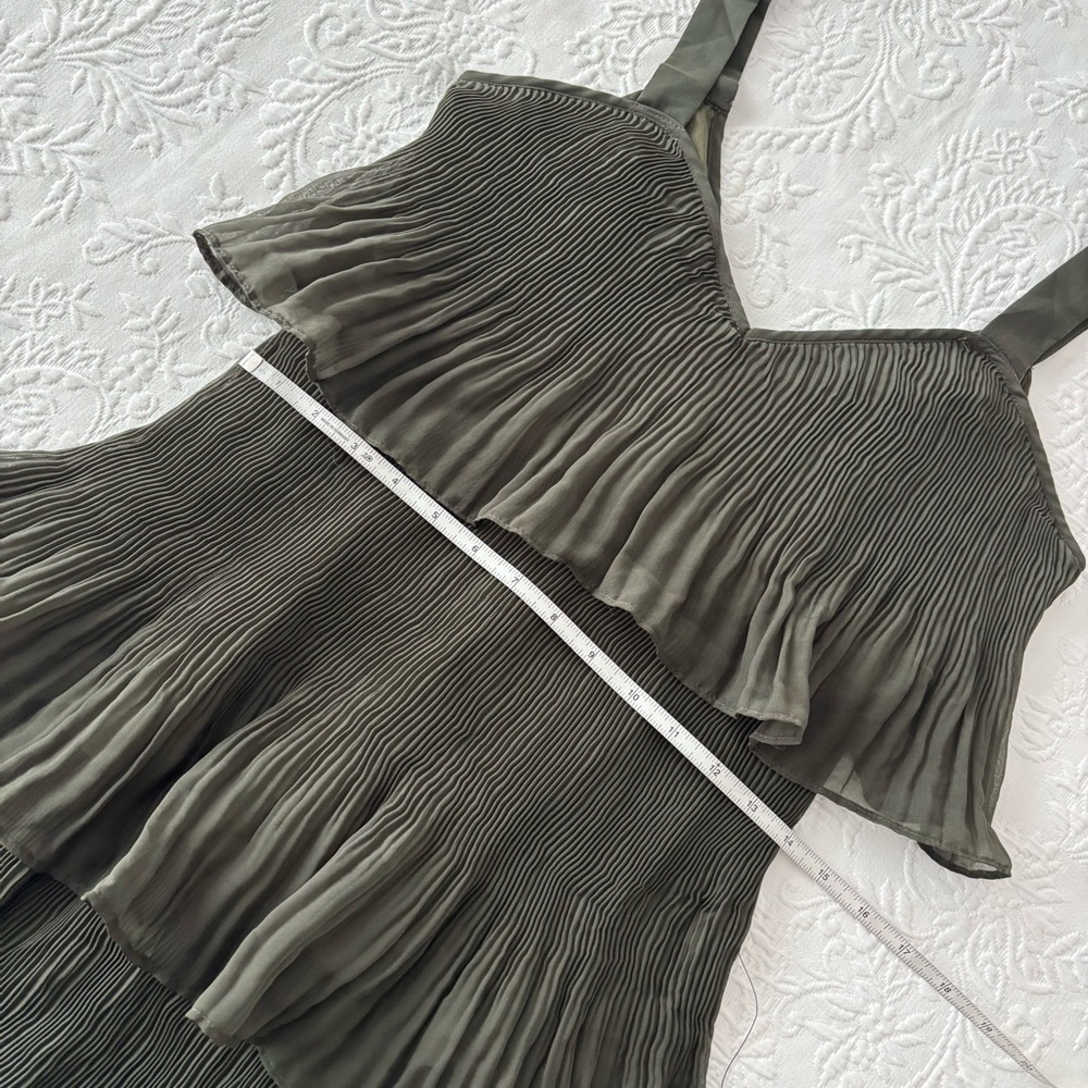 NWT Lulus Elegant Nature Olive Green Pleated Sleeveless Tiered Maxi Dress Small - Picture 8 of 8